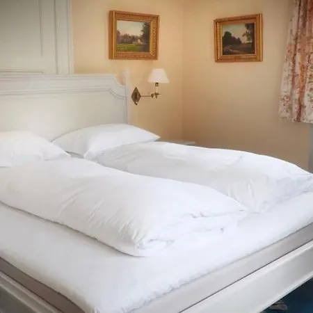 Bed and Breakfast Bellevue Palae, *